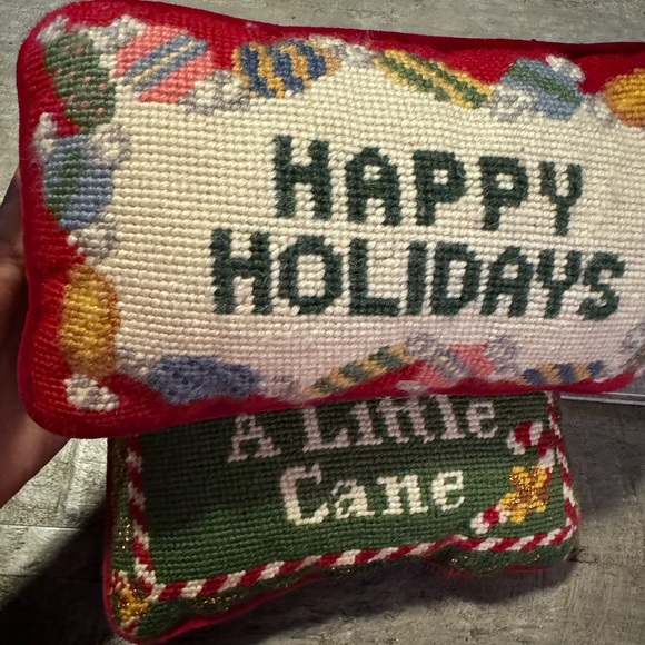 Lot of 2 Christmas Needlepoint Holiday Christmas Pillows ~ Small Wool - Picture 6 of 13